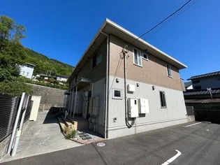 香川県高松市屋島西町【アパート】の外観
