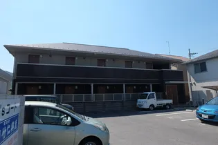 Y’sコート【1階】の外観