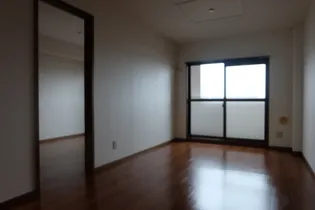 ロジュマンコシノハラ【1階】の居間