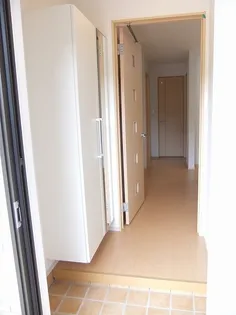 カンタービレ【1階】の玄関