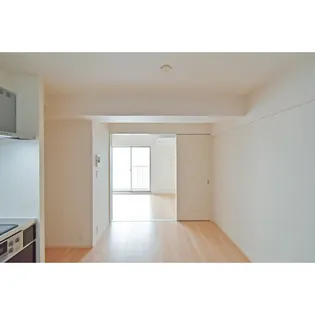 リアライズ今里南【9階】の間取り