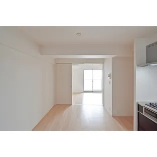 リアライズ今里南【9階】の間取り