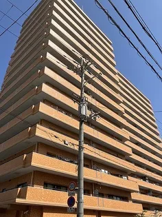 ライオンズマンション新大阪第6【10階】の外観