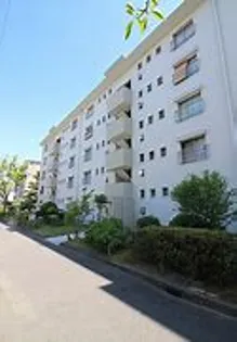 鶴山第二住宅7号棟の画像