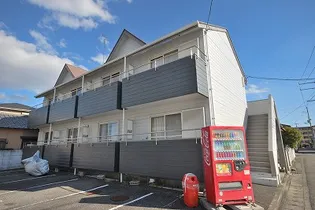 ハイツしらゆり【201号室】の外観