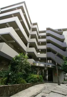 東京都新宿区荒木町【マンション】の外観