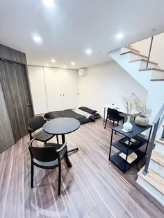 グランストーリー西麻布の居間