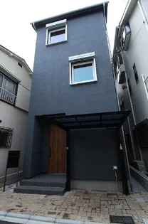 東京都新宿区天神町【一戸建】の外観