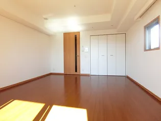 パークハビオ京橋【12階】の居間