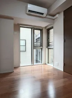 ミッドガーデン赤坂氷川【2階】の内装