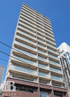 ウェリス六本木【4階】の外観