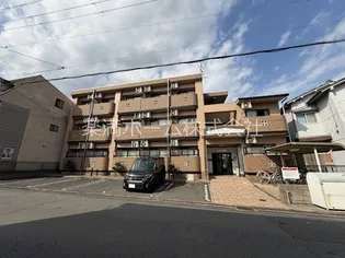 ミ-ティス衣笠【205号室】の外観