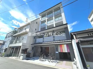 朱雀館【307号室】の外観