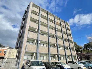 アルベール教育大前の画像