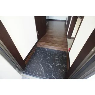 アンピオ姪浜拾番館【101号室】の玄関