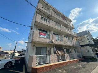 モンシャトー【3階】の外観