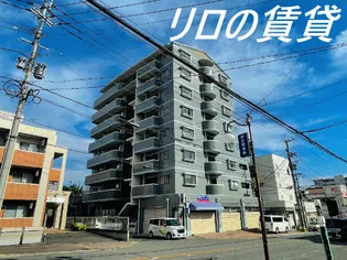 福岡県飯塚市菰田西3丁目【マンション】の外観