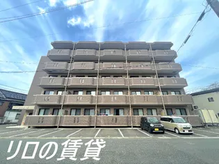 エスカーザ【1階】の外観