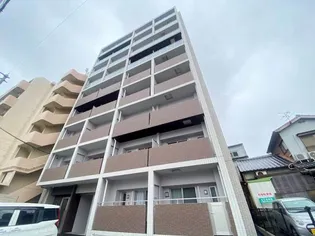 福岡県北九州市八幡西区陣山2丁目【マンション】の外観