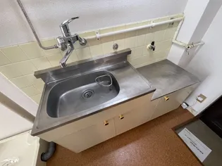 第2シャトル香椎【101号室】のキッチン