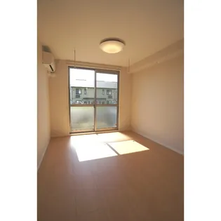 ラフィーネメゾン上久原C【203号室】の内装