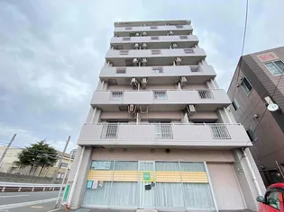 オリエンタル南小倉【4階】の外観