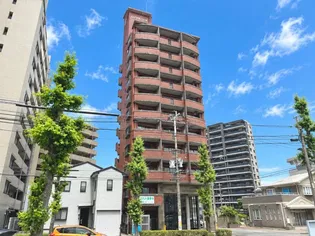 ロマネスク下到津の画像