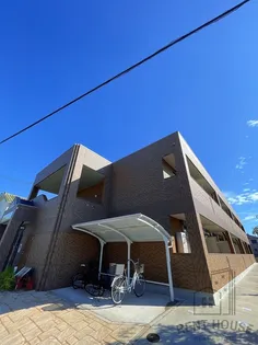 グランドスカイ笠松【1階】の外観