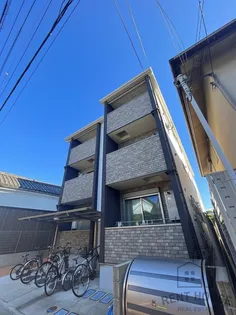 セジュール本町【3階】の外観