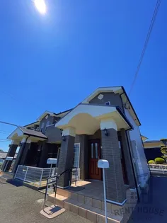 エンフィールド エミネンス【1階】の外観