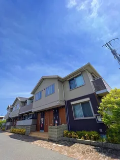 シャーメゾン華【1階】の外観