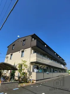 ビスターレ【3階】の外観