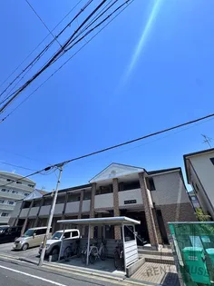 カーサ ディ パエーゼ【2階】の外観