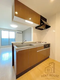 ガーデンハイム J.K【1階】のキッチン