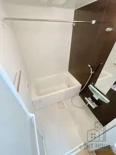 ガーデンハイム J.K【1階】の風呂