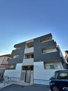 クロワール【2階】の外観