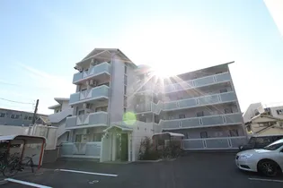 ヴァンテアン清水【107号室】の外観