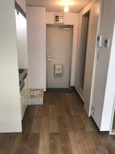 ダンディリオン松戸【107号室】の玄関