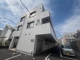 ファミリア一番館の画像