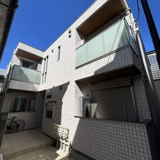 セゾン広尾【1階】の外観