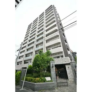 グローベル新大久保マスターズゲート【2階】の外観