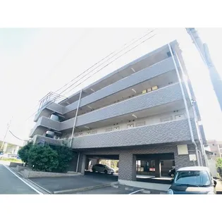 セカンドシェニール【1階】の外観