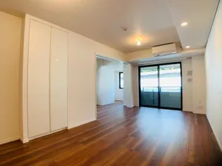 東京都品川区上大崎2丁目【マンション】の外観