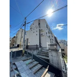 東京都新宿区高田馬場2丁目【アパート】の外観