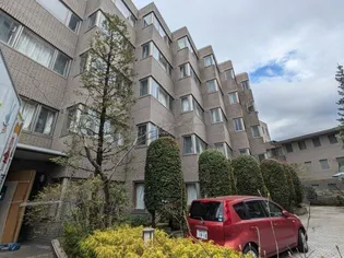 東京都新宿区南元町【マンション】の外観