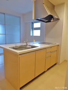 東京都港区芝2丁目【マンション】の外観
