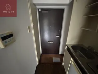 大洋ハイツ永和【303号室】の玄関