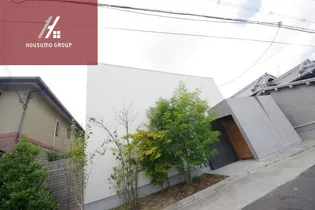 シロエアパートの画像