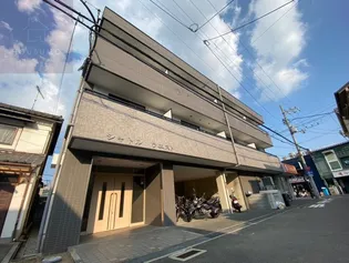 大阪府東大阪市西上小阪【マンション】の外観