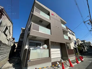 F ASECIA LEANDの画像